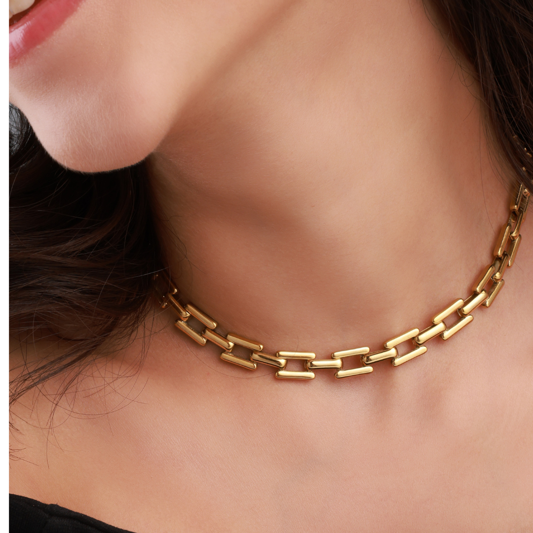 Aurelia Statement Chain