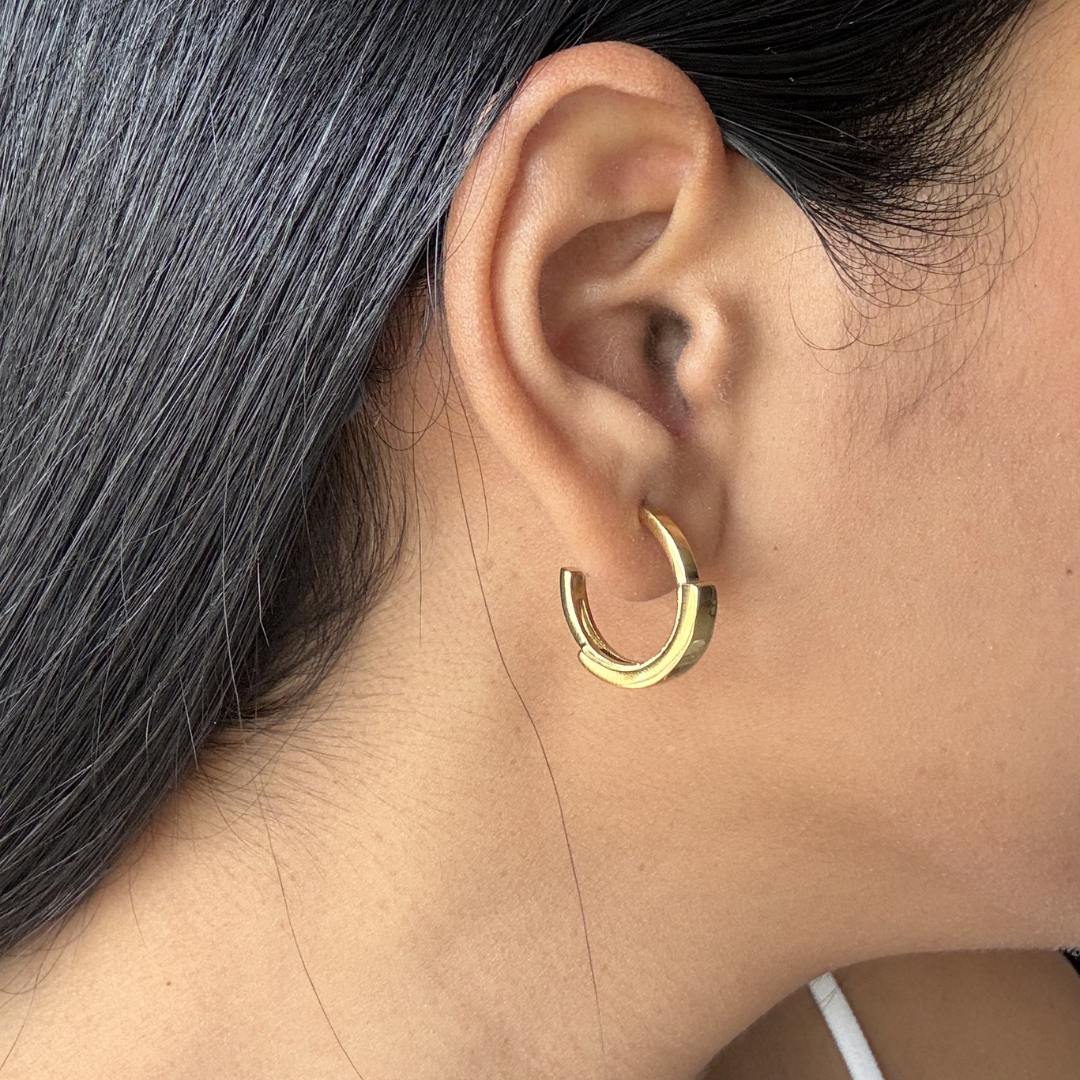 Crescent Curve Hoops