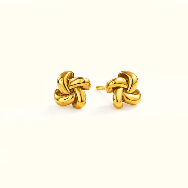 Essential Knot Studs