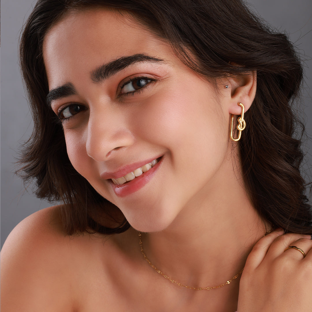 Knot Link Hoops