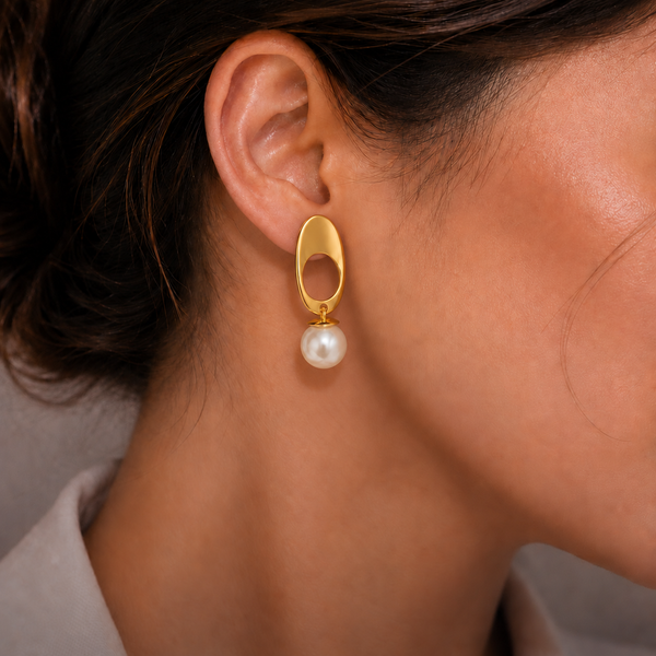 Sculpted Pearl Drops